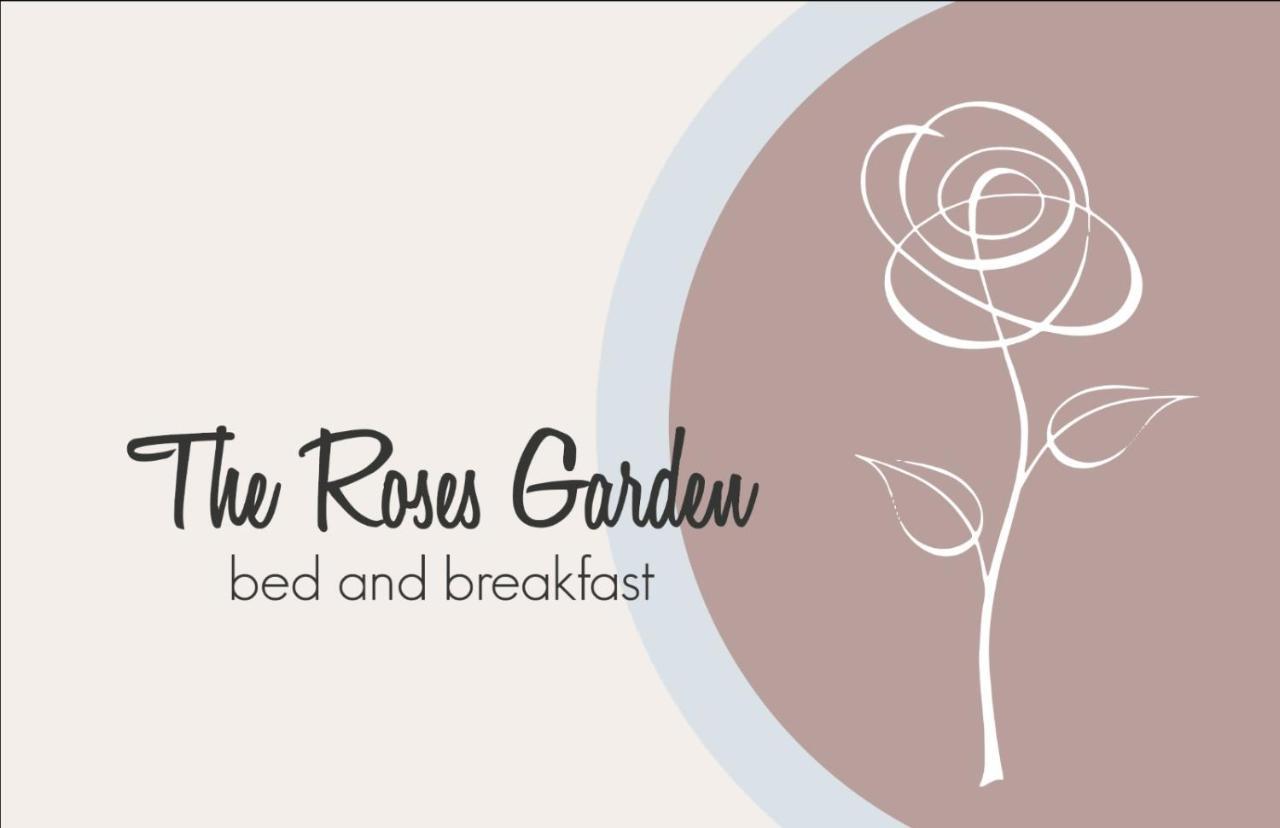 The Roses Garden Bed & Breakfast La Maddalena  Eksteriør bilde