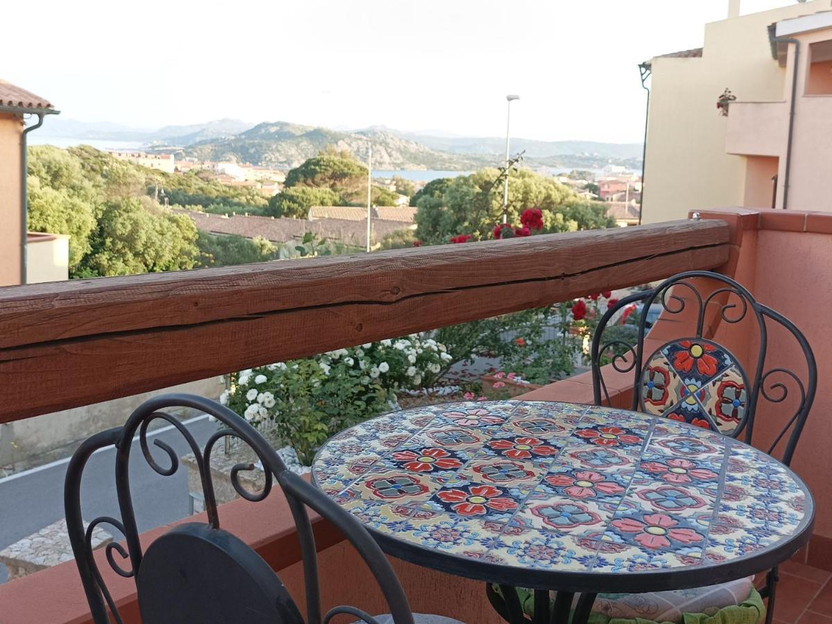 The Roses Garden Bed & Breakfast La Maddalena  Rom bilde